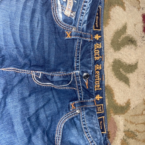 Rock Revival Jeans - Picture 2 of 3